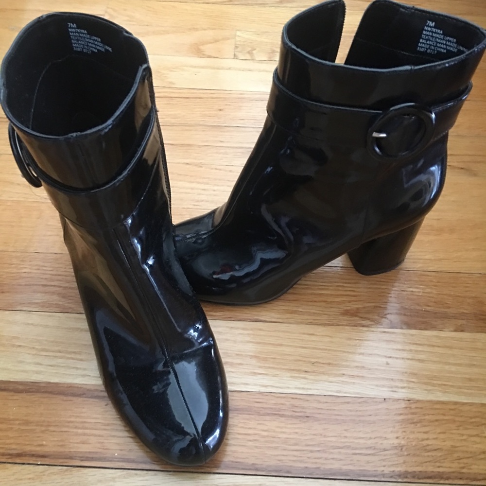 Brand new Nine West patent leather black boots